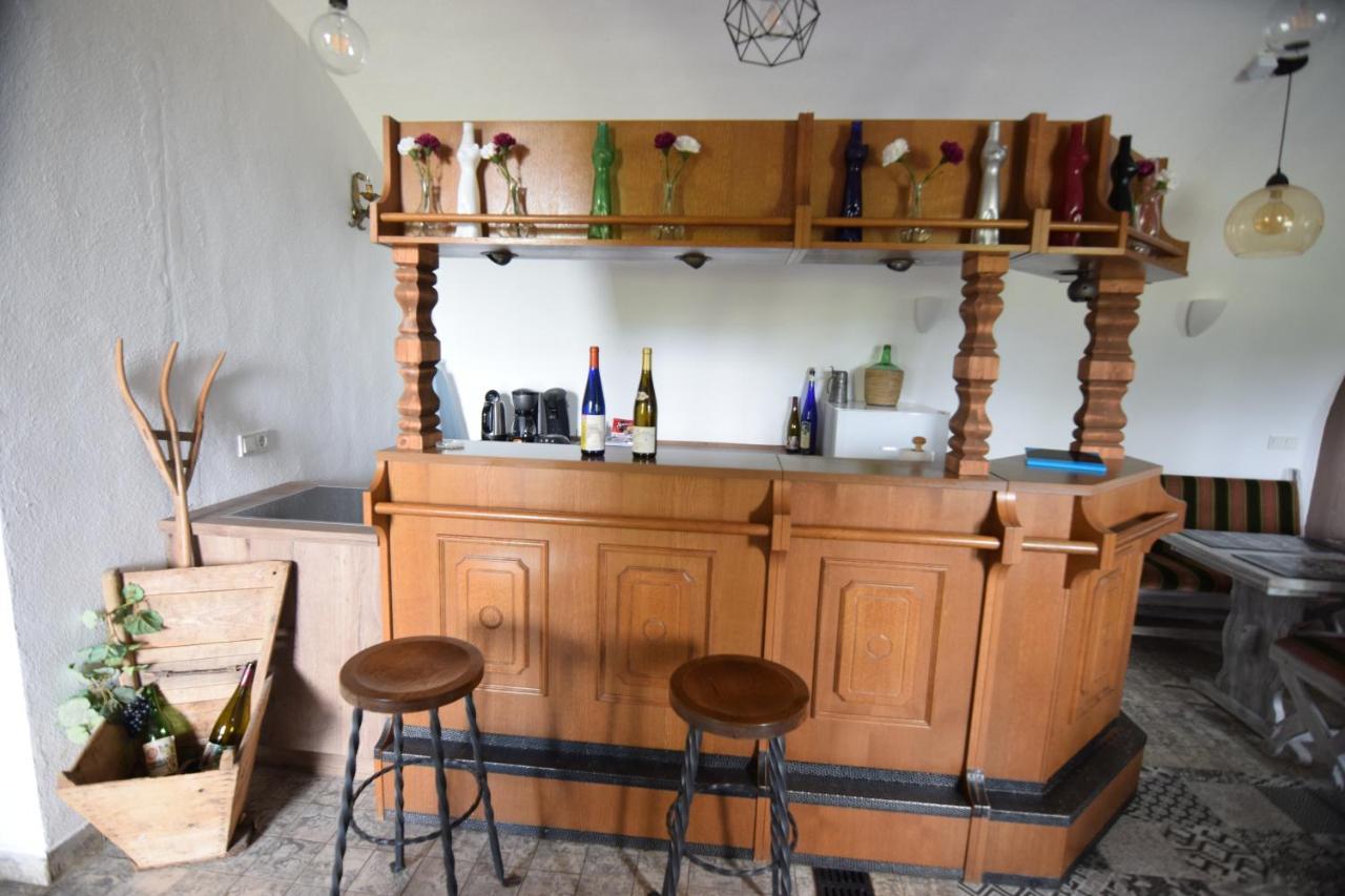 The Wine Cellar In The Old Gemeinde House Браунеберг Экстерьер фото